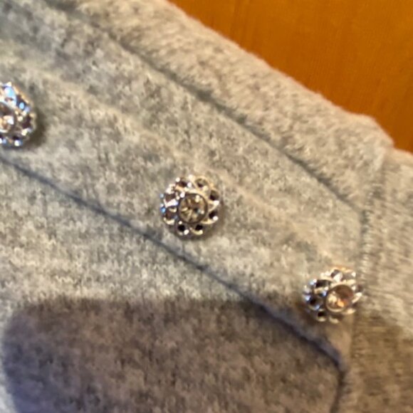 Adrienne Vittadini soft gray sweater mock neck ruffle cap sleeve womens size M - Picture 6 of 6